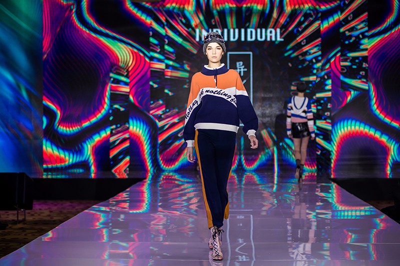 “創意 · 跨越 國家毛衫紗線資源共享平臺啟動儀式”在威海聯橋集團盛裝啟幕(圖56) “創意 · 跨越 國家毛衫紗線資源共享平臺啟動儀式”在威海聯橋集團盛裝啟幕(圖56)