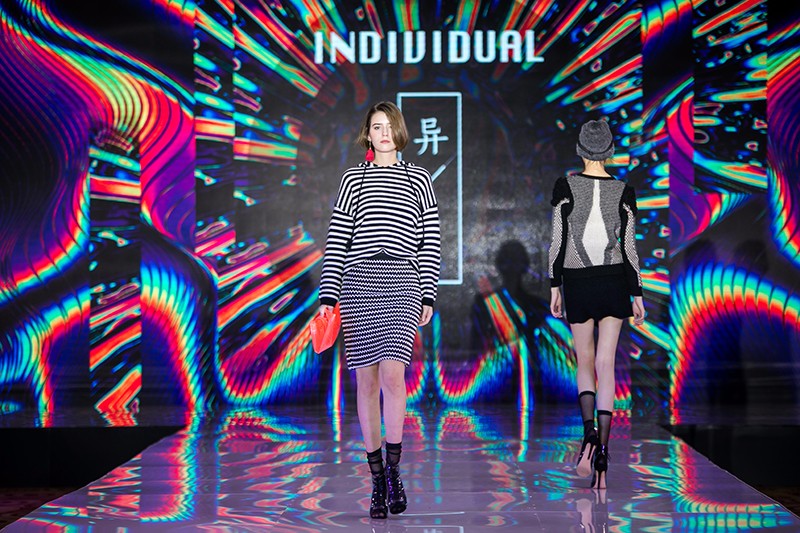 “創意 · 跨越 國家毛衫紗線資源共享平臺啟動儀式”在威海聯橋集團盛裝啟幕(圖65) “創意 · 跨越 國家毛衫紗線資源共享平臺啟動儀式”在威海聯橋集團盛裝啟幕(圖65)