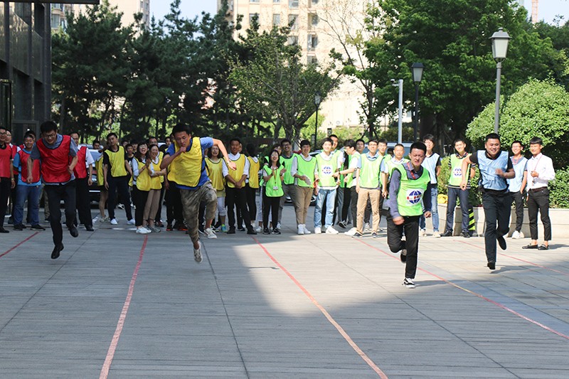 聯橋集團黨委舉辦【光耀先鋒 “新新”向榮】主題黨建活動(圖4) 聯橋集團黨委舉辦【光耀先鋒 “新新”向榮】主題黨建活動(圖4)