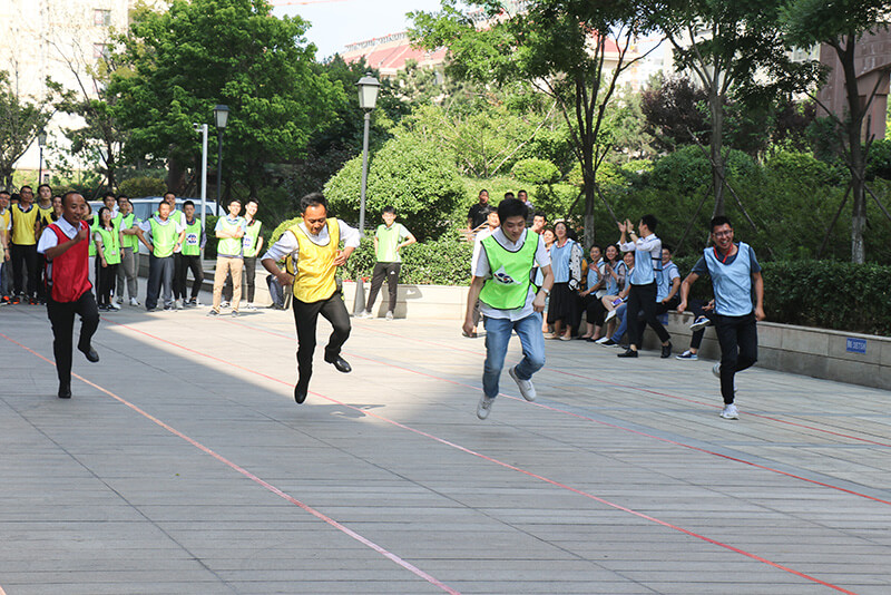 聯橋集團黨委舉辦【光耀先鋒 “新新”向榮】主題黨建活動(圖6) 聯橋集團黨委舉辦【光耀先鋒 “新新”向榮】主題黨建活動(圖6)