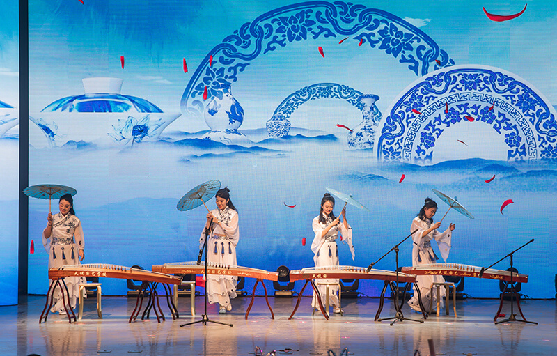 歡欣鼓舞迎新春，滿懷豪情攀高峰 | 聯橋集團2020迎新春聯歡晚會激情開演(圖17)